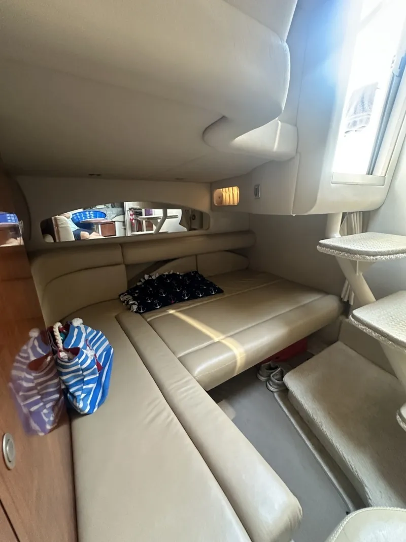 Slide: The Image of Sea Ray 360 SunDancer 2004 - 7029308