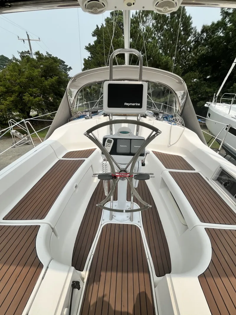 Slide: The Image of Hunter 38 2007 - 7088871