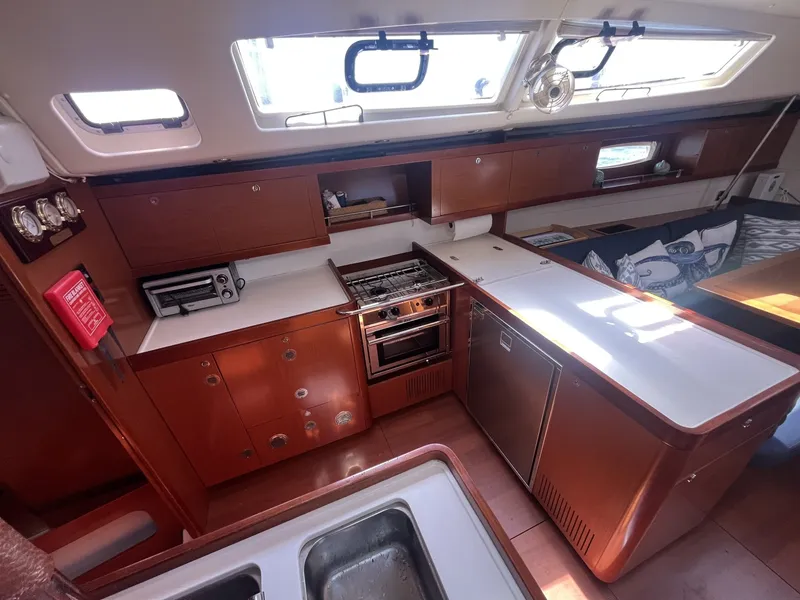 Slide: The Image of Beneteau Oceanis 54 2011 - 7145087
