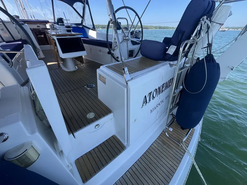 Slide: The Image of Beneteau Oceanis 54 2011 - 7145064