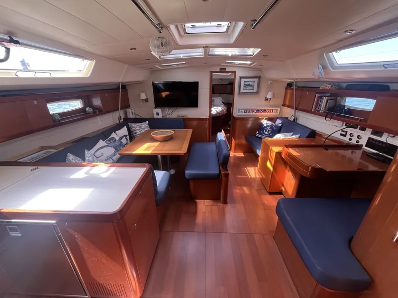 Slide: The Image of Beneteau Oceanis 54 2011 - 7145086