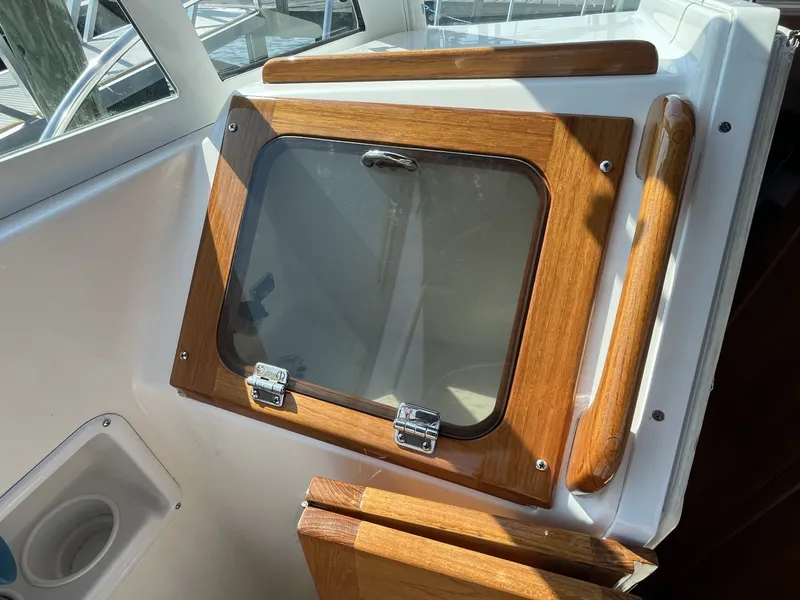 Slide: The Image of Surf-Hunter Surfhunter 29 2004 - 7145034