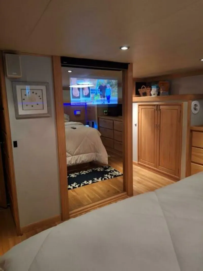 Slide: The Image of Viking Motor Yacht 1988 - 7087721