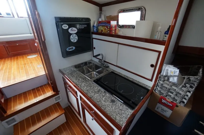 Slide: The Image of Rowe 36' Salty Dog - Interior Cabin 2003 Rowe 36' Downeast Salty Dog - 7087872