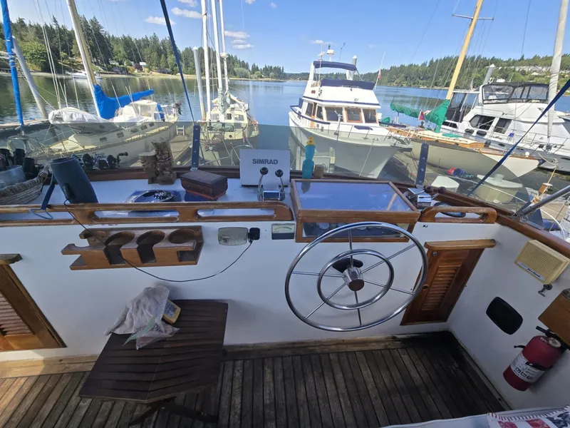 Slide: The Image of Ocean Alexander 40 Double Cabin 1979 - 7088129