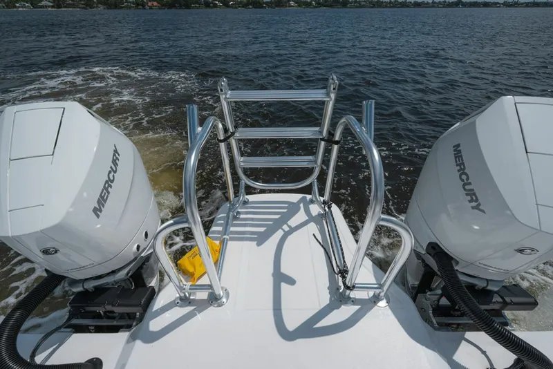 Slide: The Image of Powercat Toro 42 2026 - 7088233