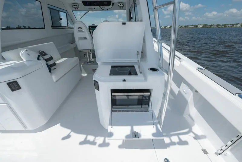 Slide: The Image of Powercat Toro 42 2026 - 7088252