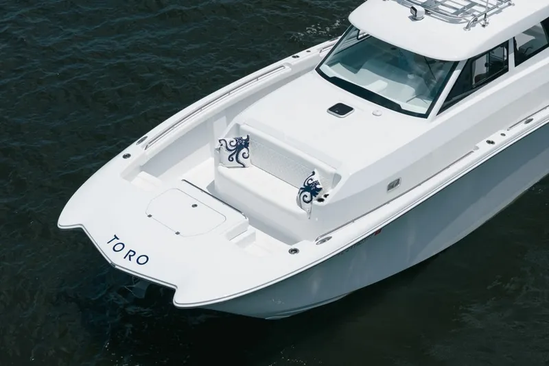 Slide: The Image of Powercat Toro 42 2026 - 7088180