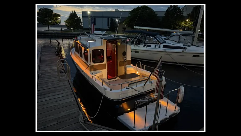 Slide: The Image of Ranger Tug R-25 SC 2016 - 7088585