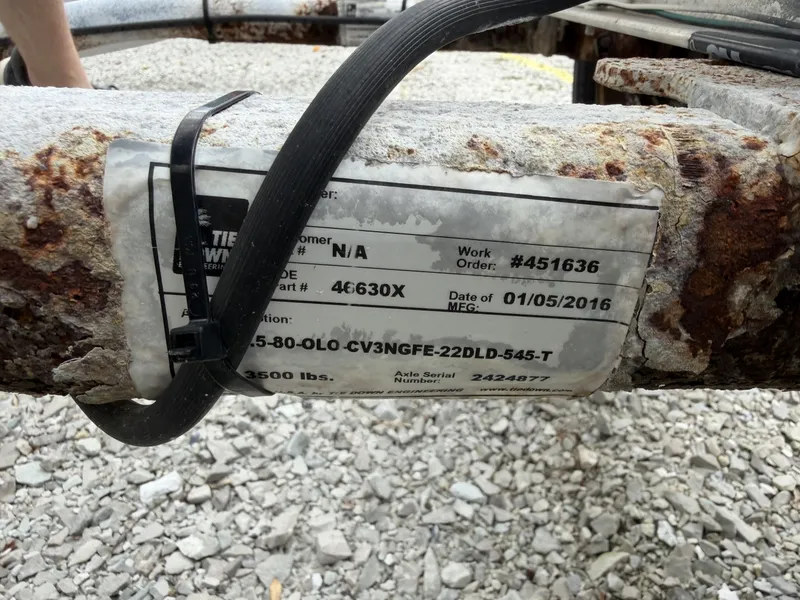 Slide: The Image of Trailer AmeraTrail Tandem Axle Aluminum Trailer 2016 - 7088616