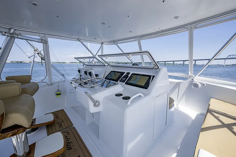Slide: The Image of Viking 52 - Catchin Time - Flybridge Electronics 2002 Viking 52 Convertible - Catchin Time - 7088787