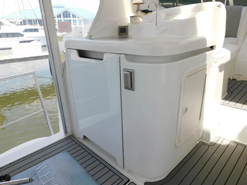 Slide: The Image of Cruisers 4450 Express Motoryacht 2001 - 7088688