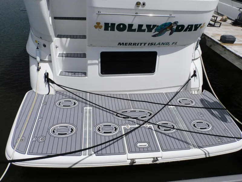 Slide: The Image of Cruisers 4450 Express Motoryacht 2001 - 7088680