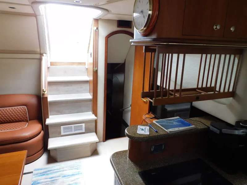 Slide: The Image of Cruisers 4450 Express Motoryacht 2001 - 7088709
