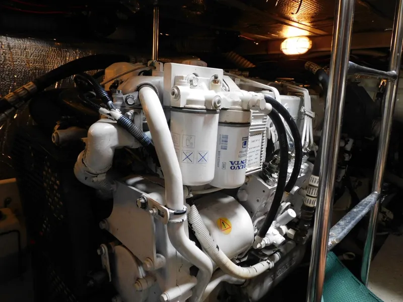 Slide: The Image of Cruisers 4450 Express Motoryacht 2001 - 7088720