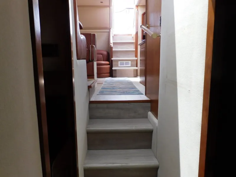 Slide: The Image of Cruisers 4450 Express Motoryacht 2001 - 7088703