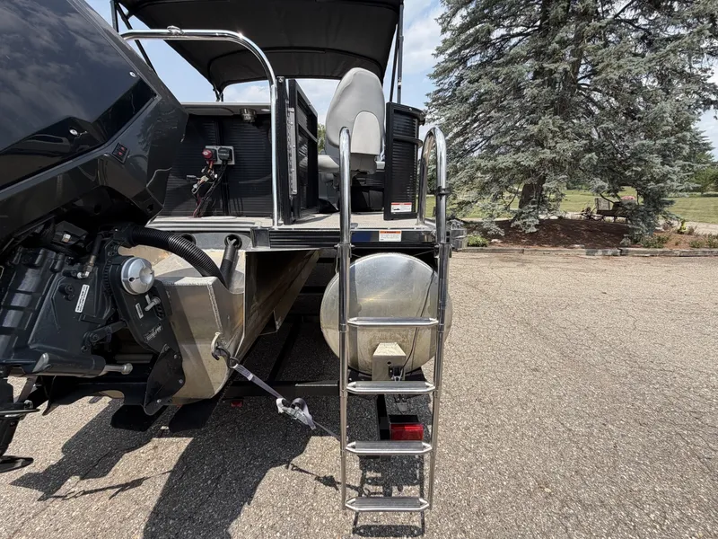 Slide: The Image of Manitou Encore 24 Pro Angler SHP 2021 - 7089287
