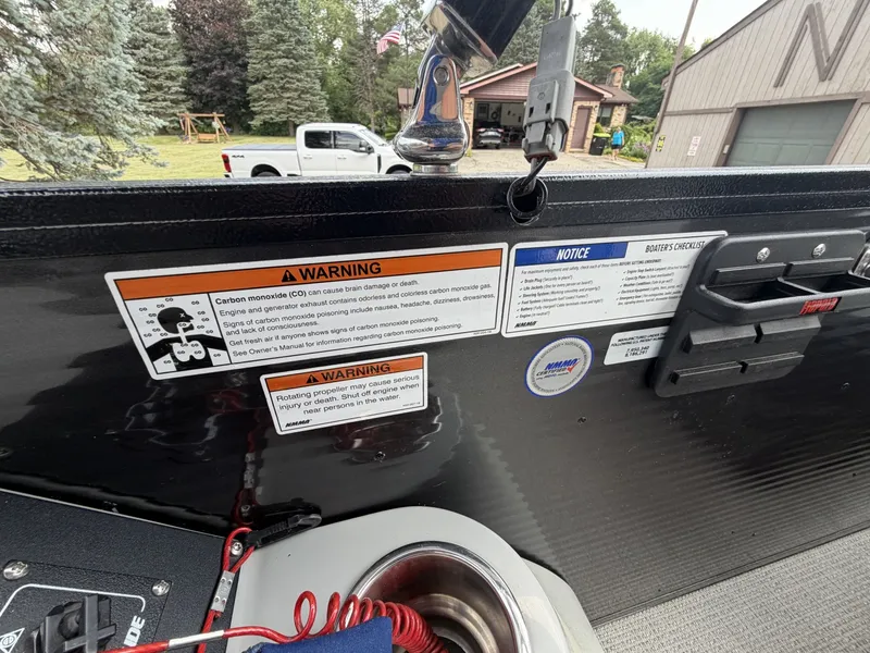 Slide: The Image of Manitou Encore 24 Pro Angler SHP 2021 - 7089215