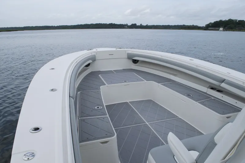 Slide: The Image of Regulator Marine CC 2020 - 7089593