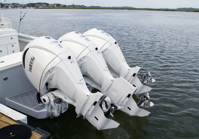 Slide: The Image of Regulator 34 - BIG DEAL - Engines 2020 Regulator 34 CC - BIG DEAL - 7683360
