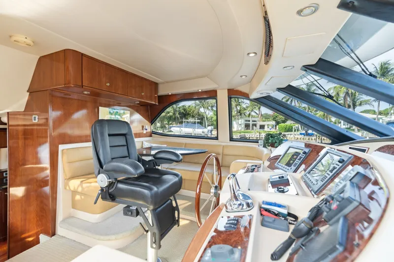 Slide: The Image of Meridian 580 Pilothouse 2008 - 7309274