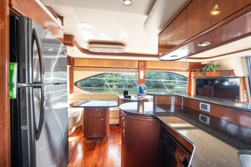 Slide: The Image of Meridian 580 Pilothouse 2008 - 7309258