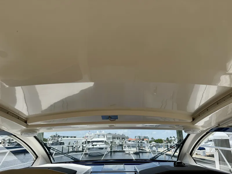Slide: The Image of Pursuit SC 365i Sport Coupe 2016 - 7090241
