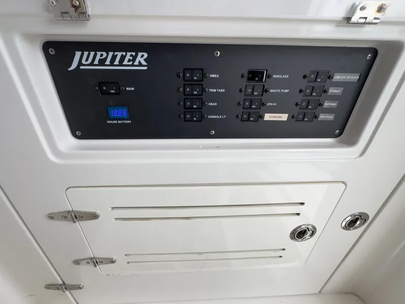 Slide: The Image of Jupiter 38 HFS 2020 - 7090658