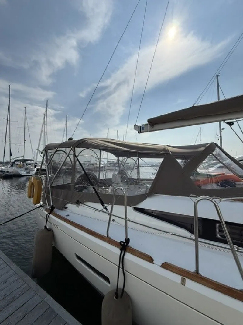 Slide: The Image of Jeanneau 40 2012 - 7142569