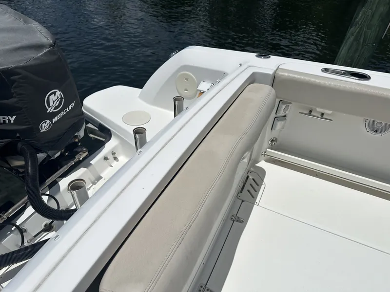 Slide: The Image of Boston Whaler 27 2015 - 7140540