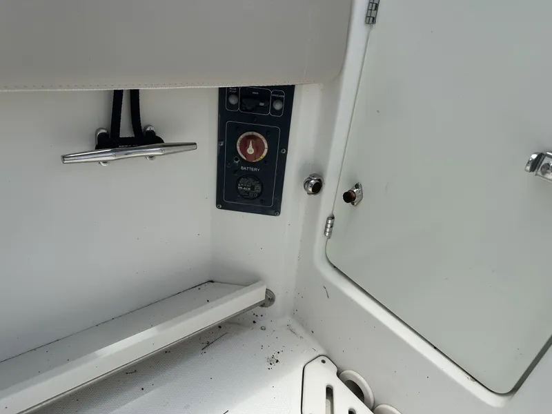 Slide: The Image of Boston Whaler 27 2015 - 7140558