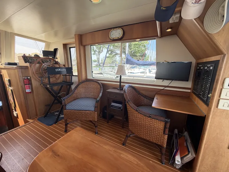 Slide: The Image of Mainship 34 Trawler 2006 - 7141006