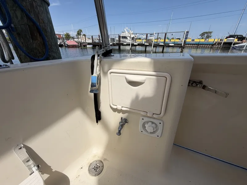 Slide: The Image of Mainship 34 Trawler 2006 - 7141039
