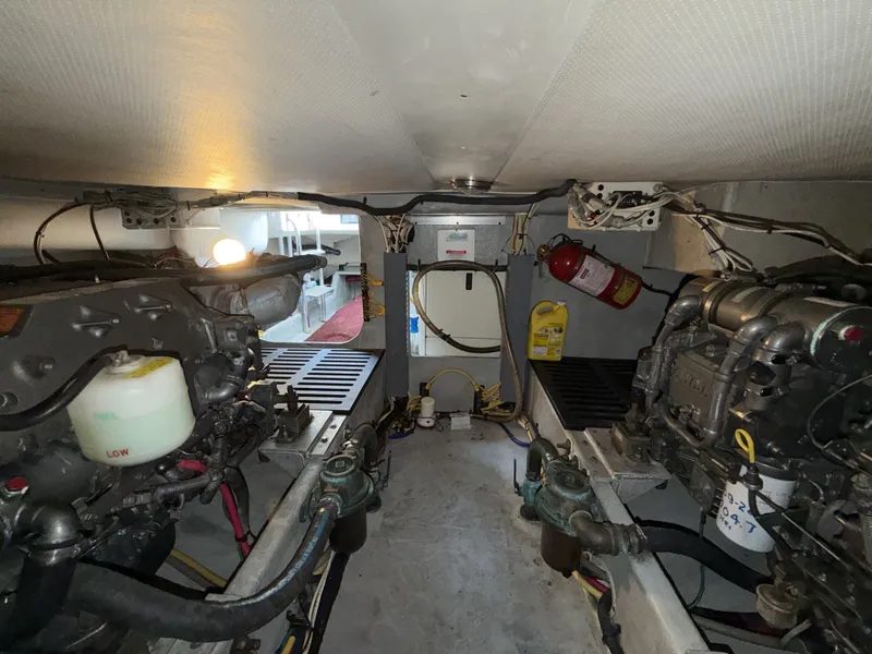 Slide: The Image of Mainship 34 Trawler 2006 - 7140935