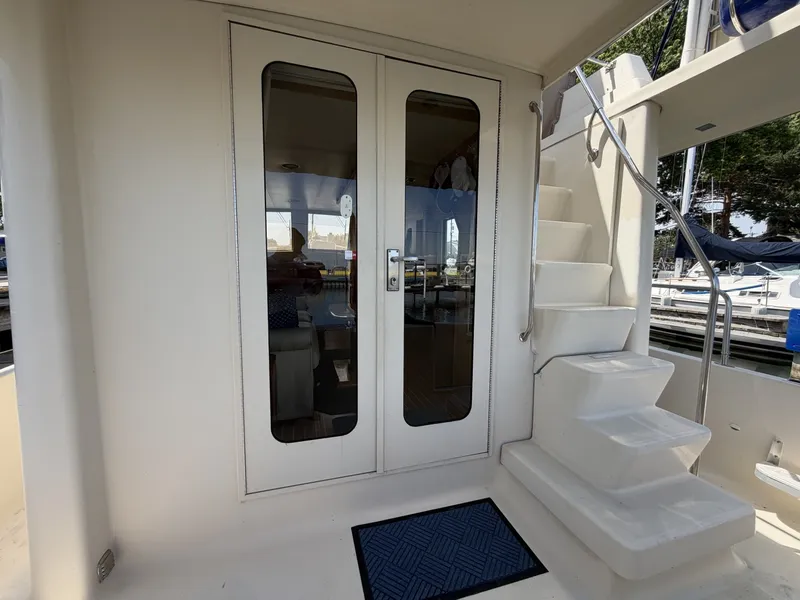 Slide: The Image of Mainship 34 Trawler 2006 - 7140996
