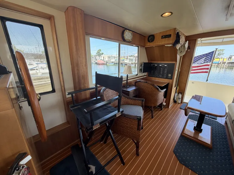 Slide: The Image of Mainship 34 Trawler 2006 - 7141017