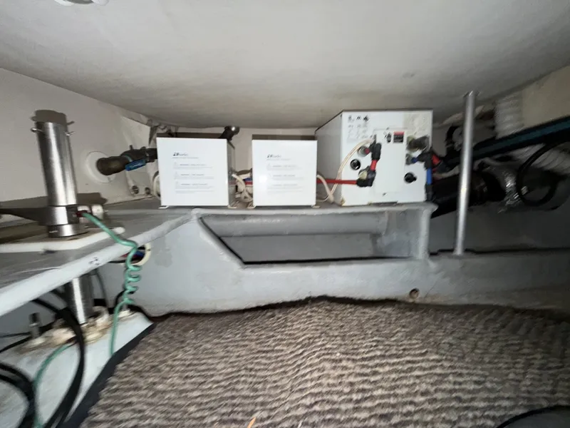 Slide: The Image of Mainship 34 Trawler 2006 - 7140947