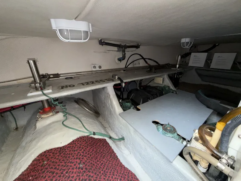 Slide: The Image of Mainship 34 Trawler 2006 - 7140950