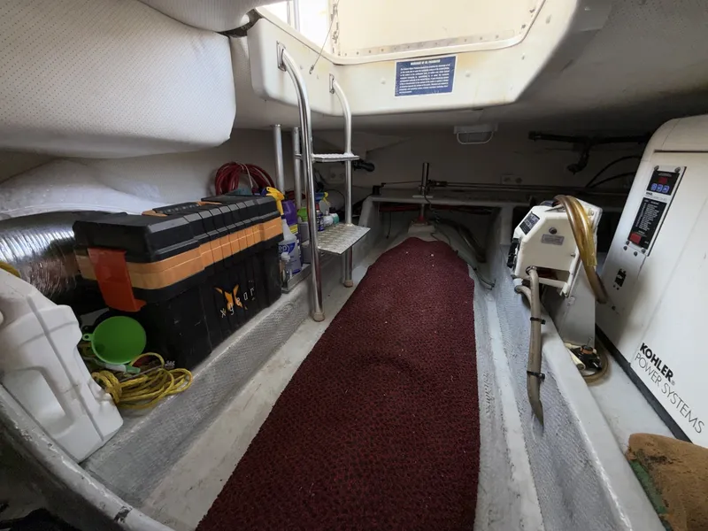 Slide: The Image of Mainship 34 Trawler 2006 - 7140949