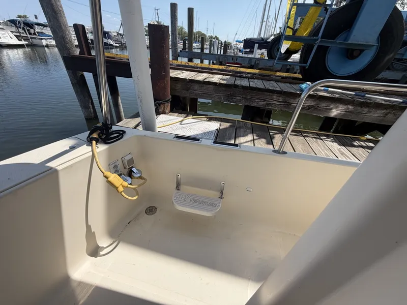 Slide: The Image of Mainship 34 Trawler 2006 - 7140994
