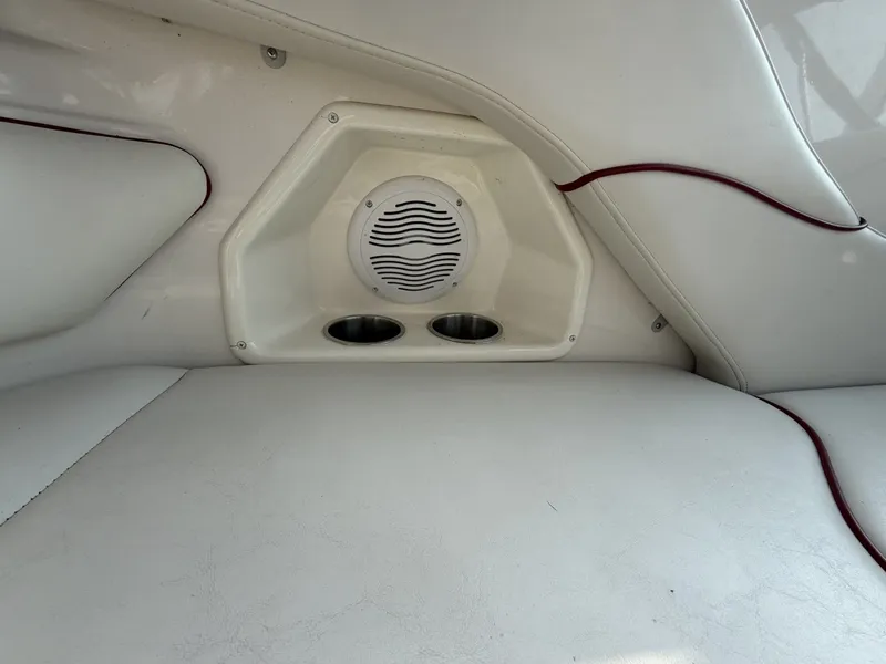 Slide: The Image of Monterey 298 Sport Cruiser 2006 - 7141107