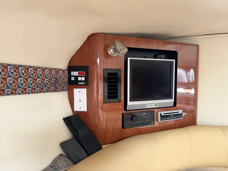 Slide: The Image of Monterey 298 Sport Cruiser 2006 - 7141105