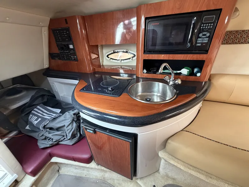 Slide: The Image of Monterey 298 Sport Cruiser 2006 - 7141098