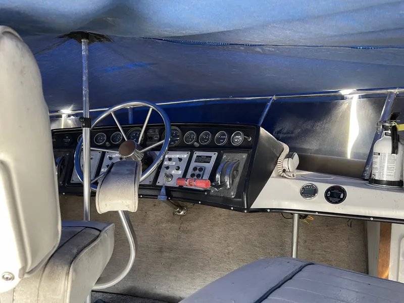 Slide: The Image of Carver Yachts 34 1989 - 7141160