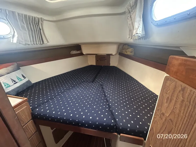 Slide: The Image of 35' Pearson stateroom2 - 7141307