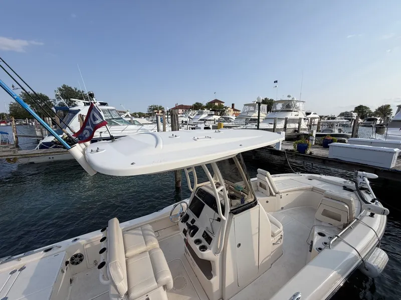 Slide: The Image of Grady-White 251 Coastal Explorer 2022 - 7141343