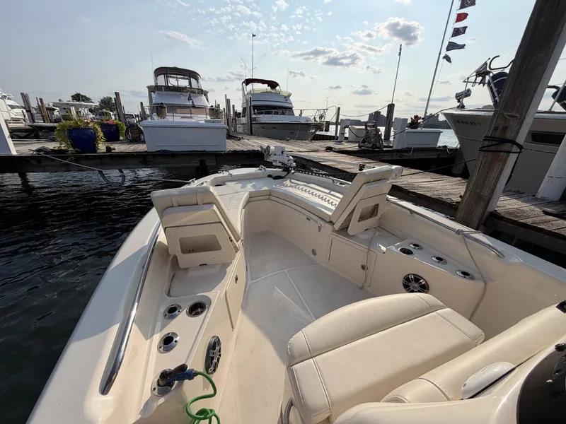 Slide: The Image of Grady-White 251 Coastal Explorer 2022 - 7141375