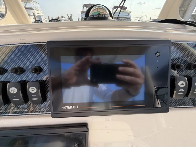 Slide: The Image of Grady-White 251 Coastal Explorer 2022 - 7141362