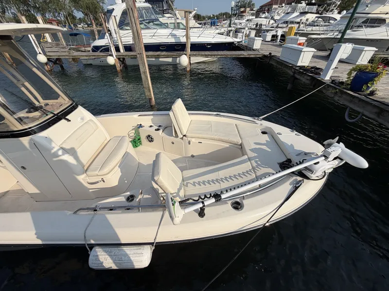 Slide: The Image of Grady-White 251 Coastal Explorer 2022 - 7141337