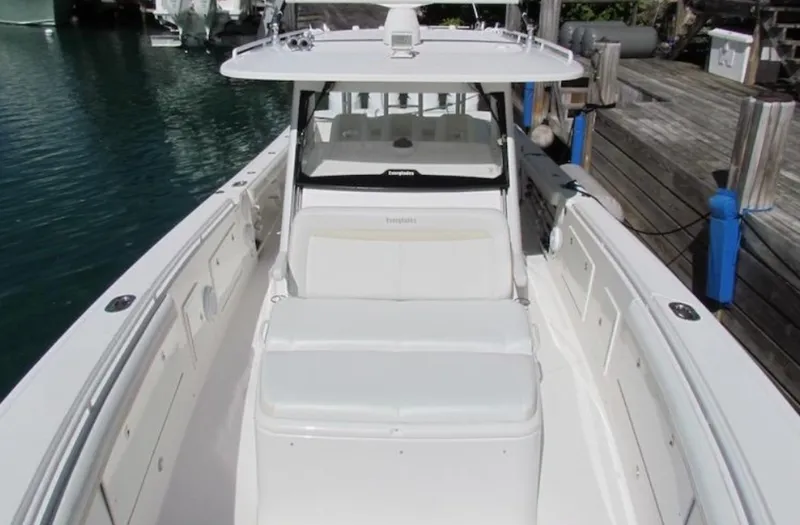 Slide: The Image of Everglades 435 Center Console 2016 - 7156030